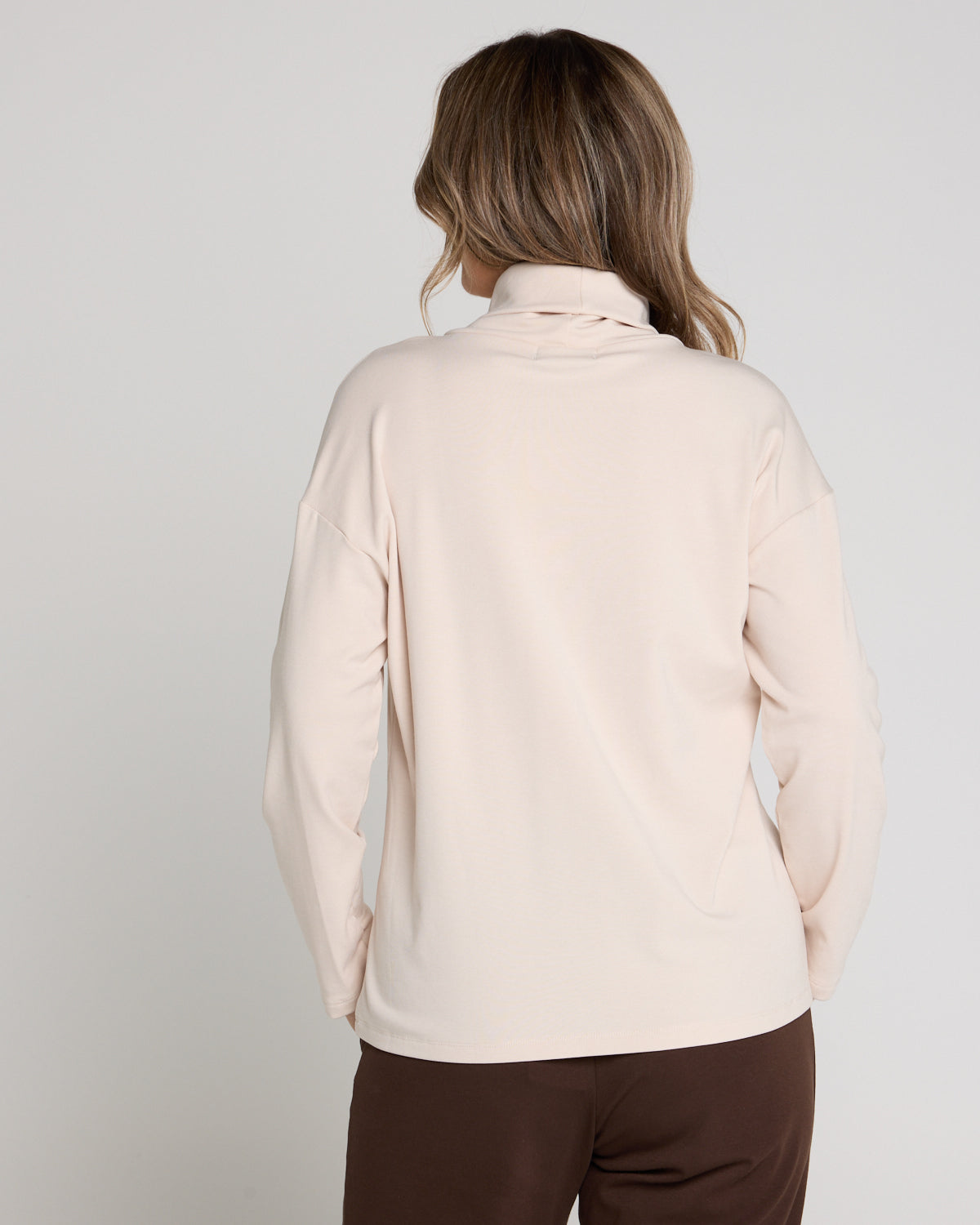 Weekend Life Fleece Cowl Top - Sand