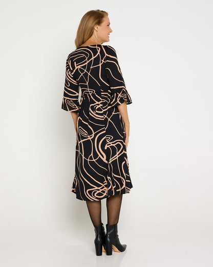 Brighton Sleeved Dress - Black/Beige Swirl