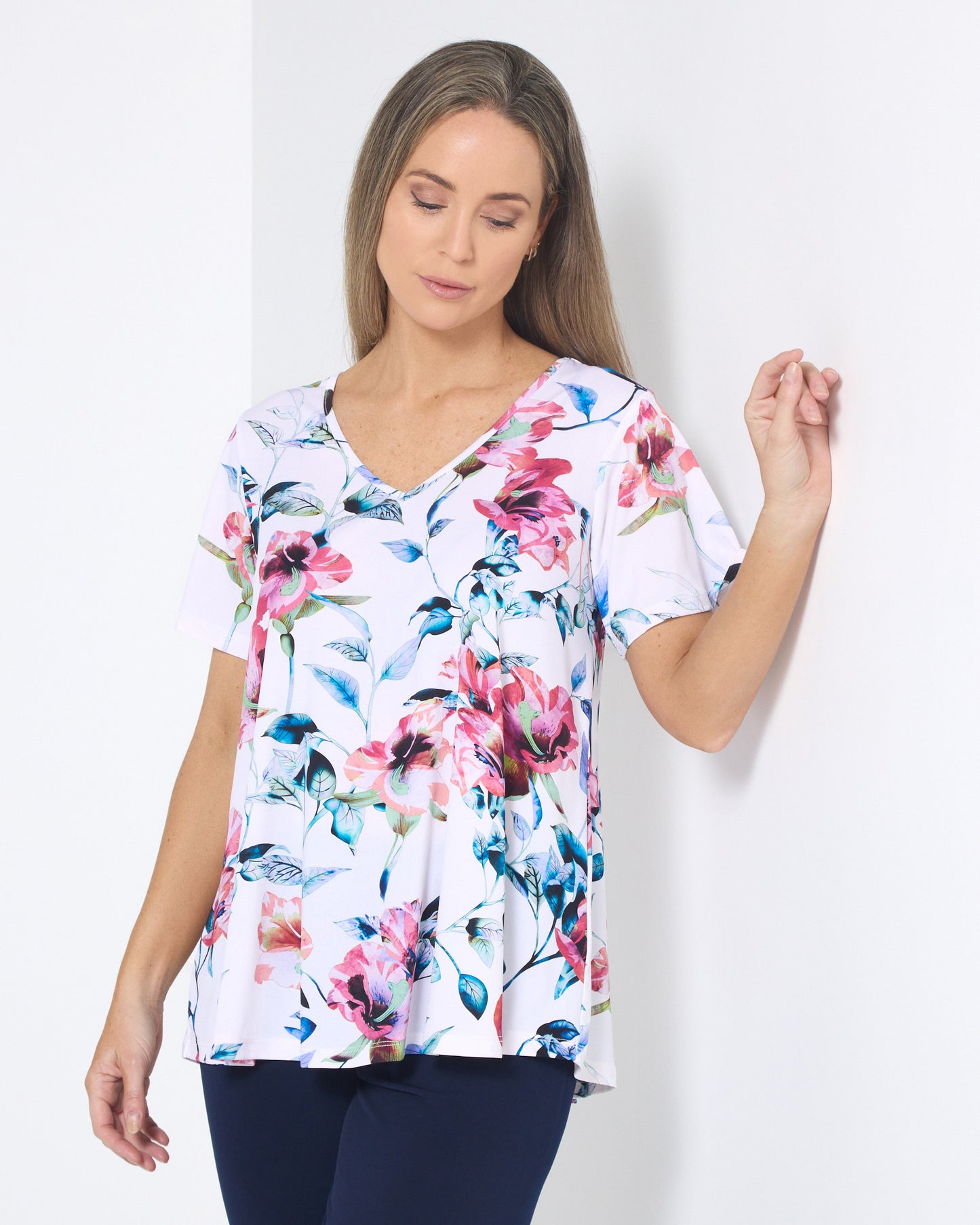 Vee Swing Flutter Top - Floral