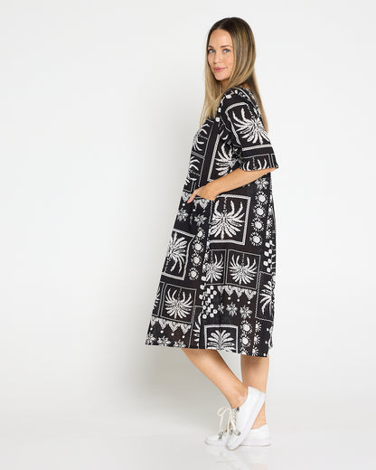 Yvonne Dress - Black Patch