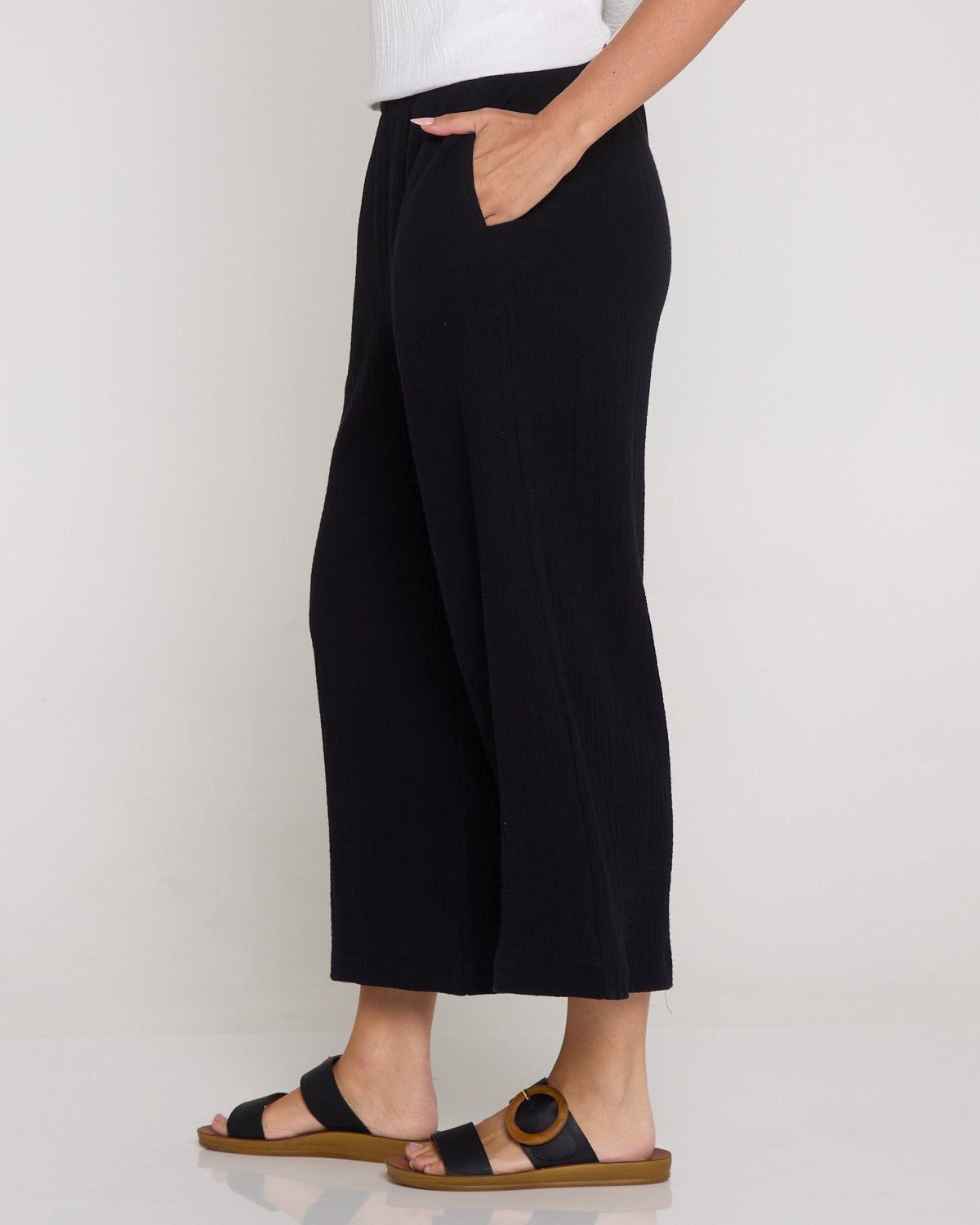 Petite Bonded Muslin Cheesecloth Pants - Black