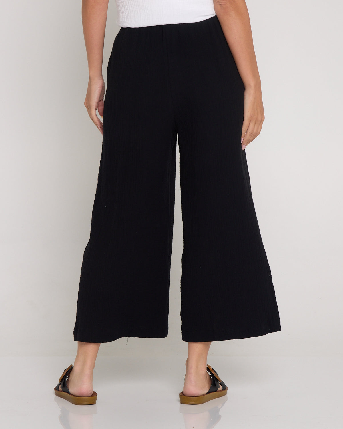 Petite Bonded Muslin Cheesecloth Pants - Black