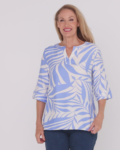Brisa Top - Sky Blue Palms