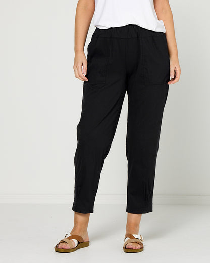 Breeze Lite Tuck Pants - Black