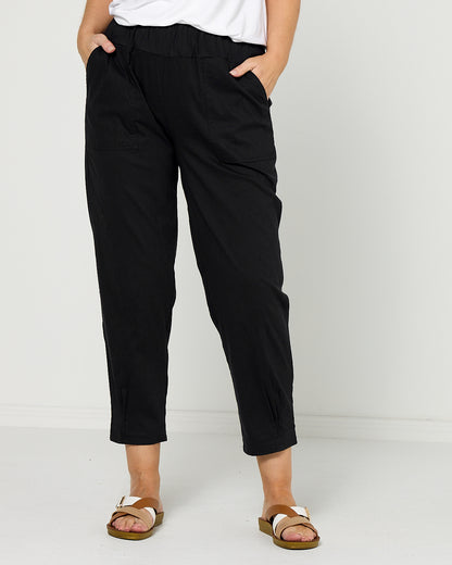 Breeze Lite Tuck Pants - Black