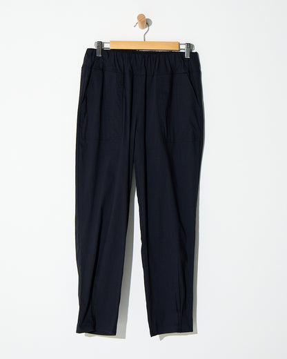 Travel Ease Tuck Pants - Black
