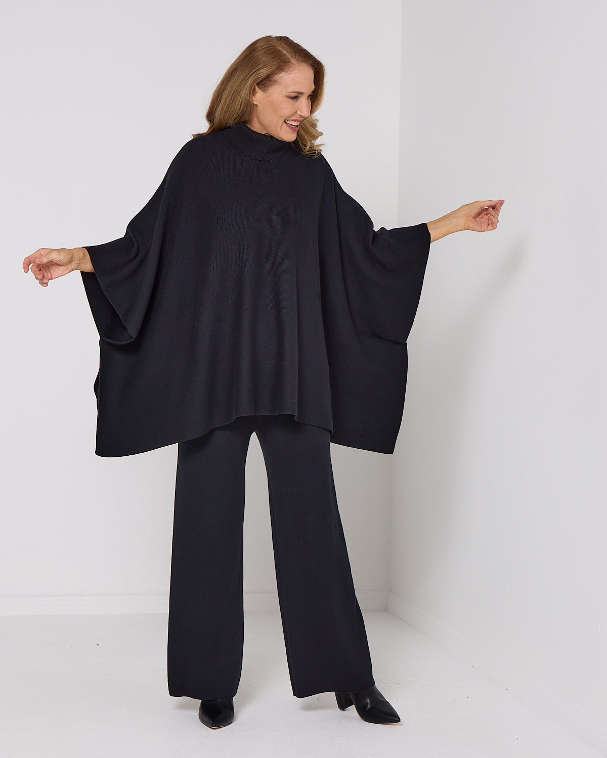 Samira Knit Poncho - Black