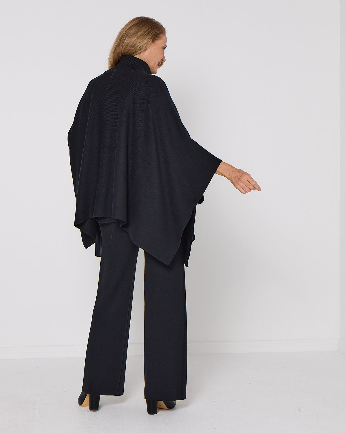 Samira Knit Poncho - Black