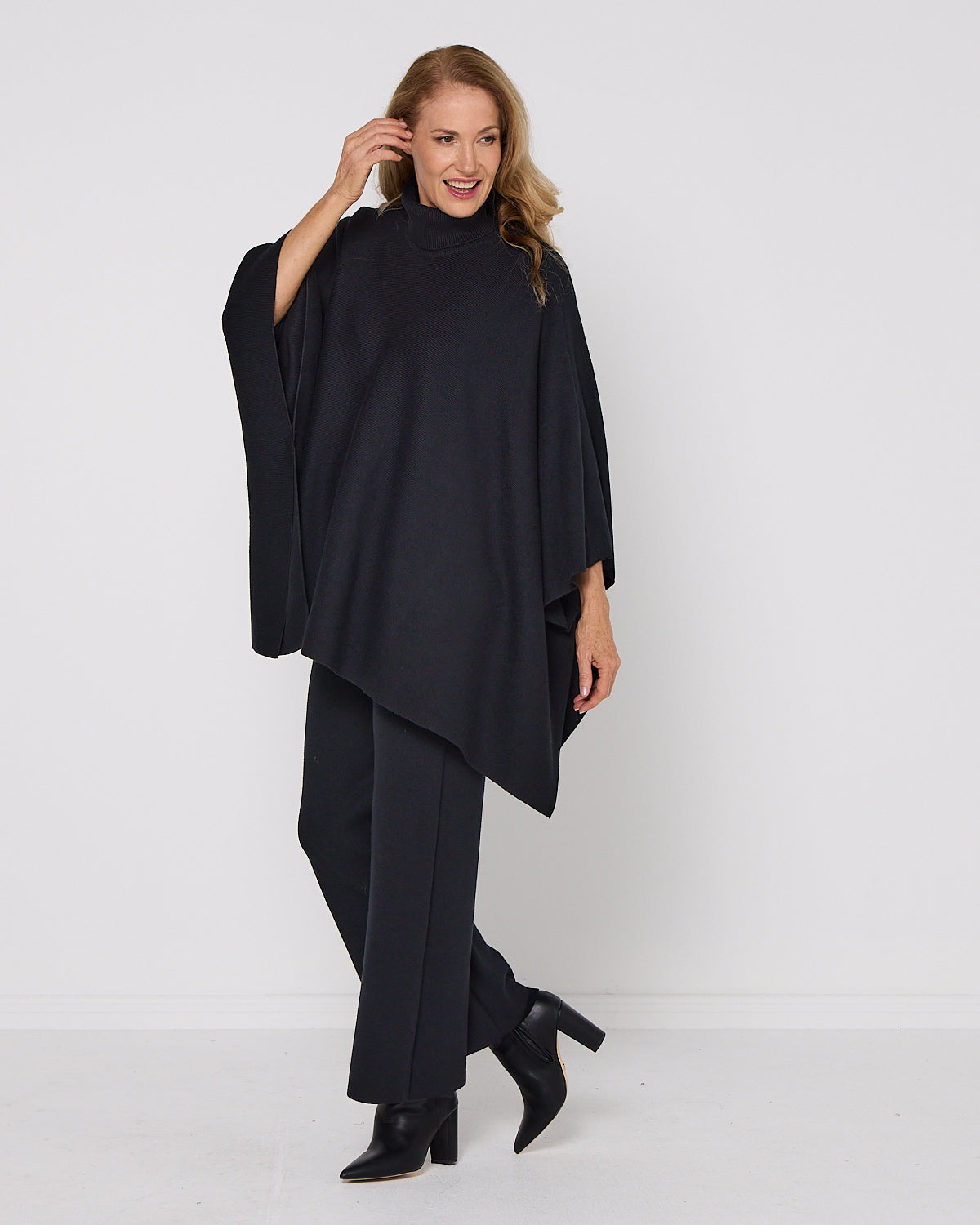 Samira Knit Poncho - Black