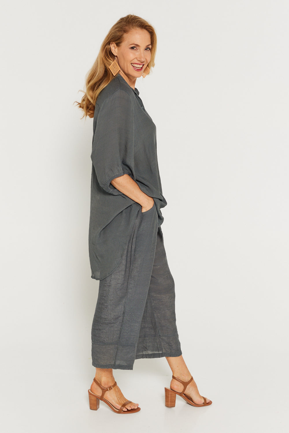 Comfort Shirt - Charcoal