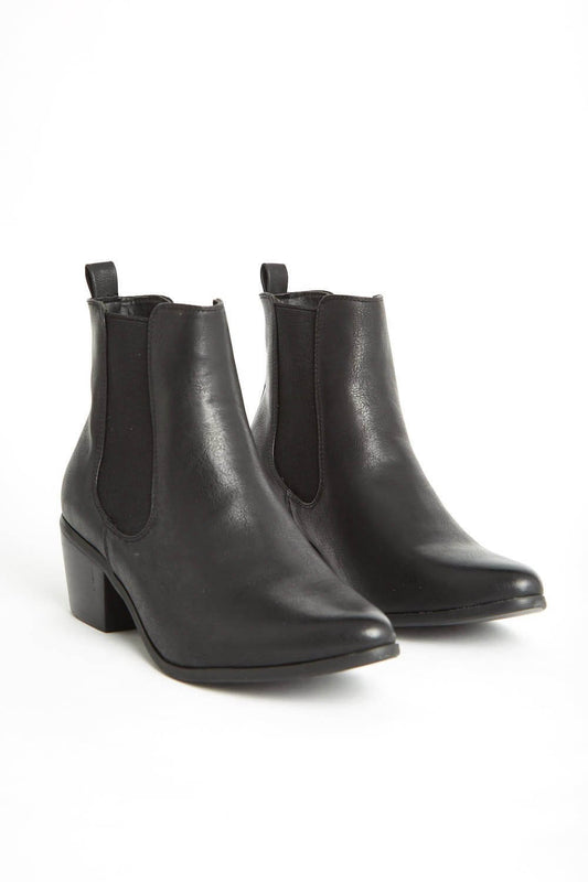 Pointed Chelsea Boot - Black